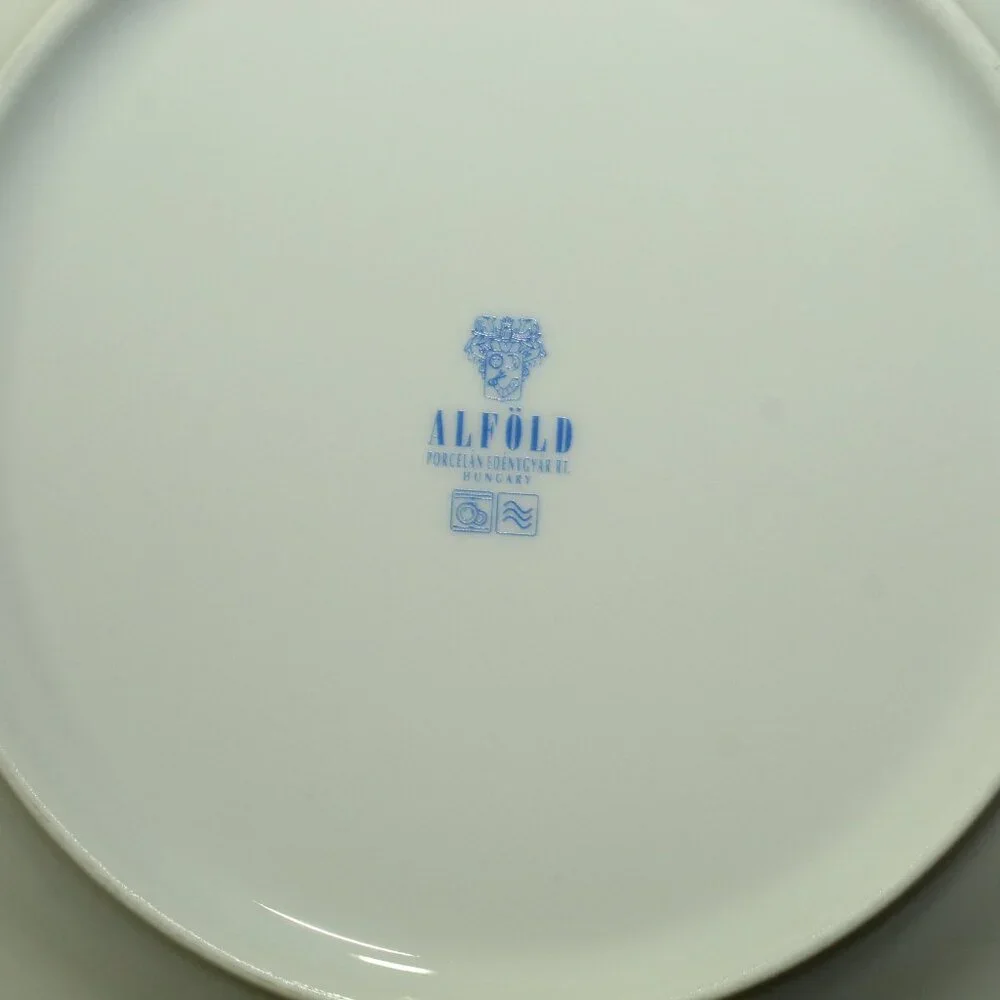 Set of 4 Alfold Yellow Blue Filigree Hungarian Porcelain 8